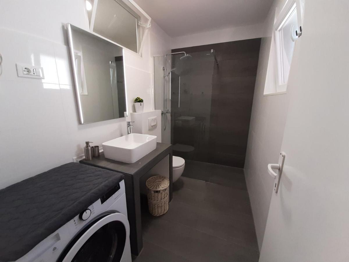 Apartment Boni Шибеник Экстерьер фото