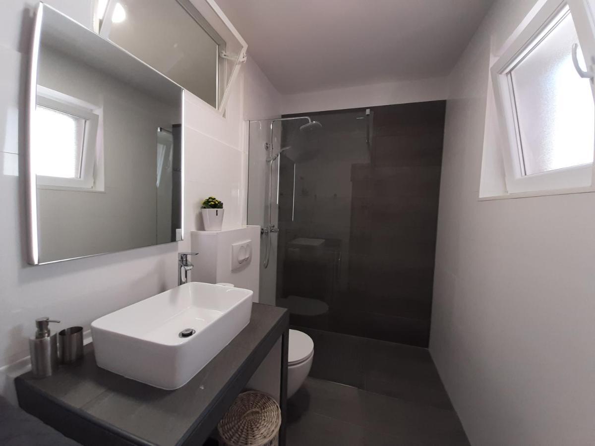 Apartment Boni Шибеник Экстерьер фото