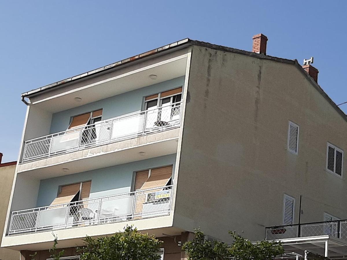 Apartment Boni Шибеник Экстерьер фото
