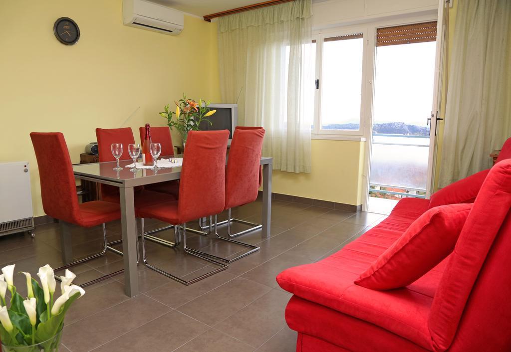 Apartment Boni Шибеник Экстерьер фото